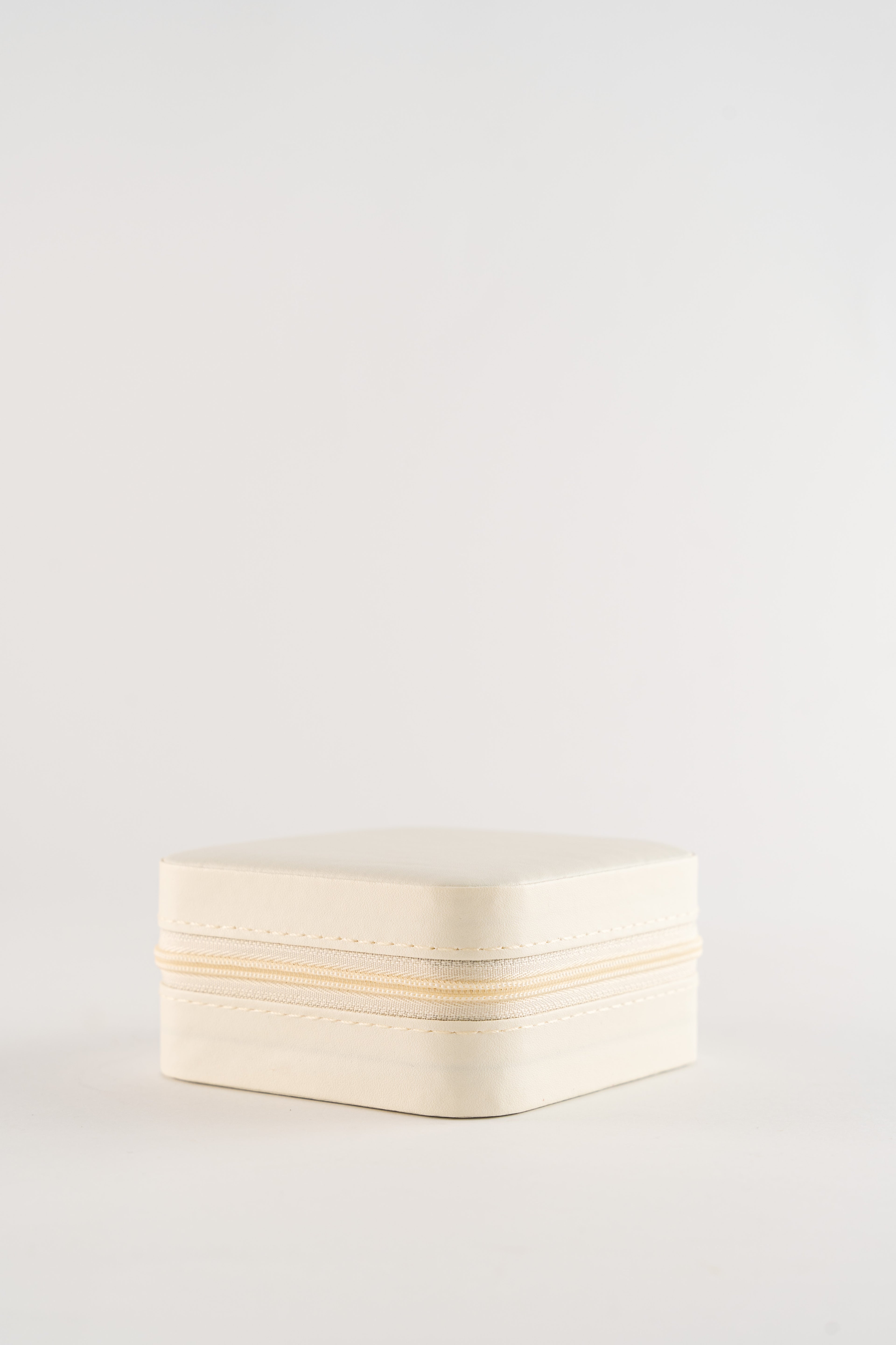 White Travel Jewelry Case