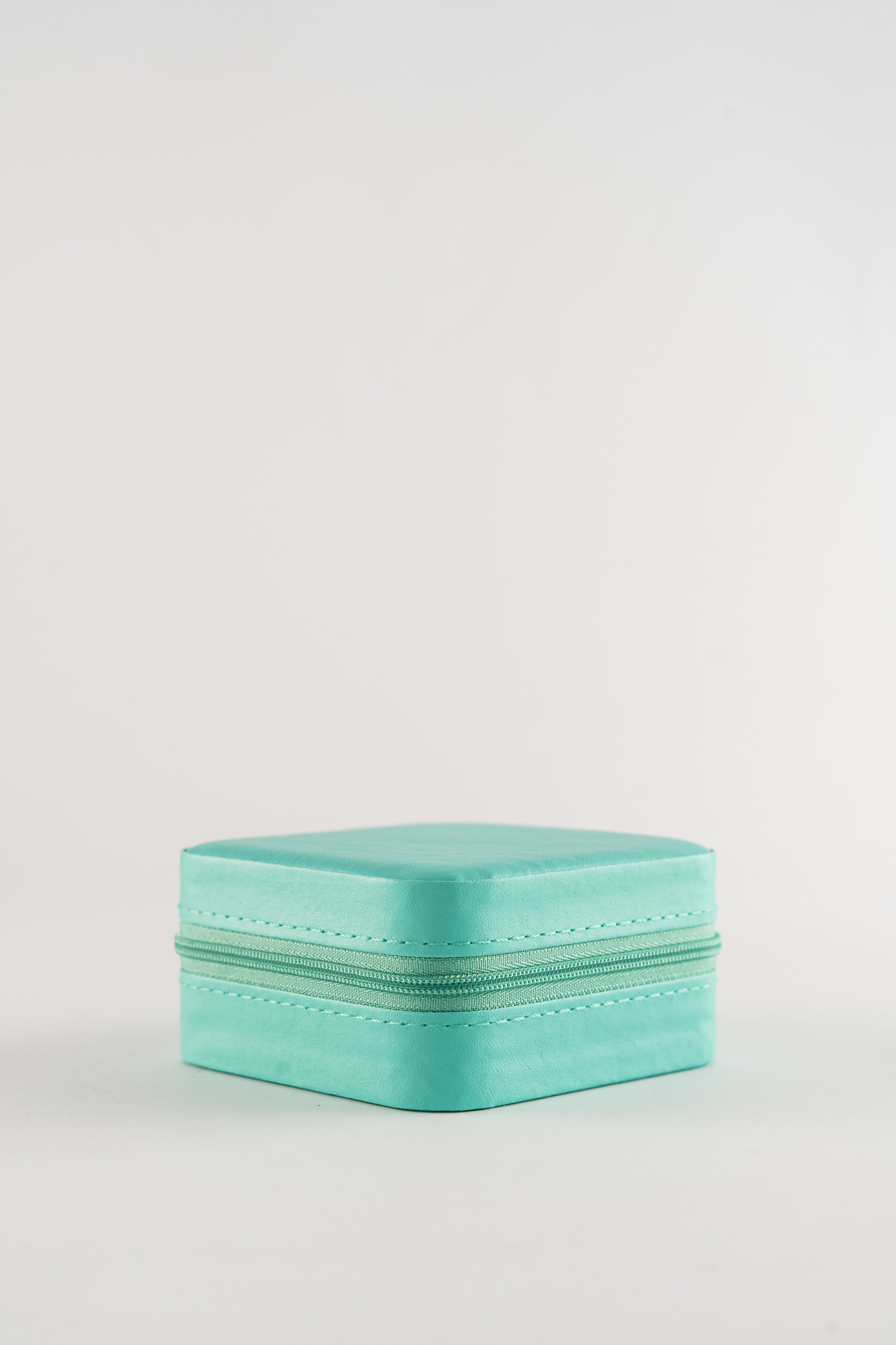 Green Travel Jewelry Case